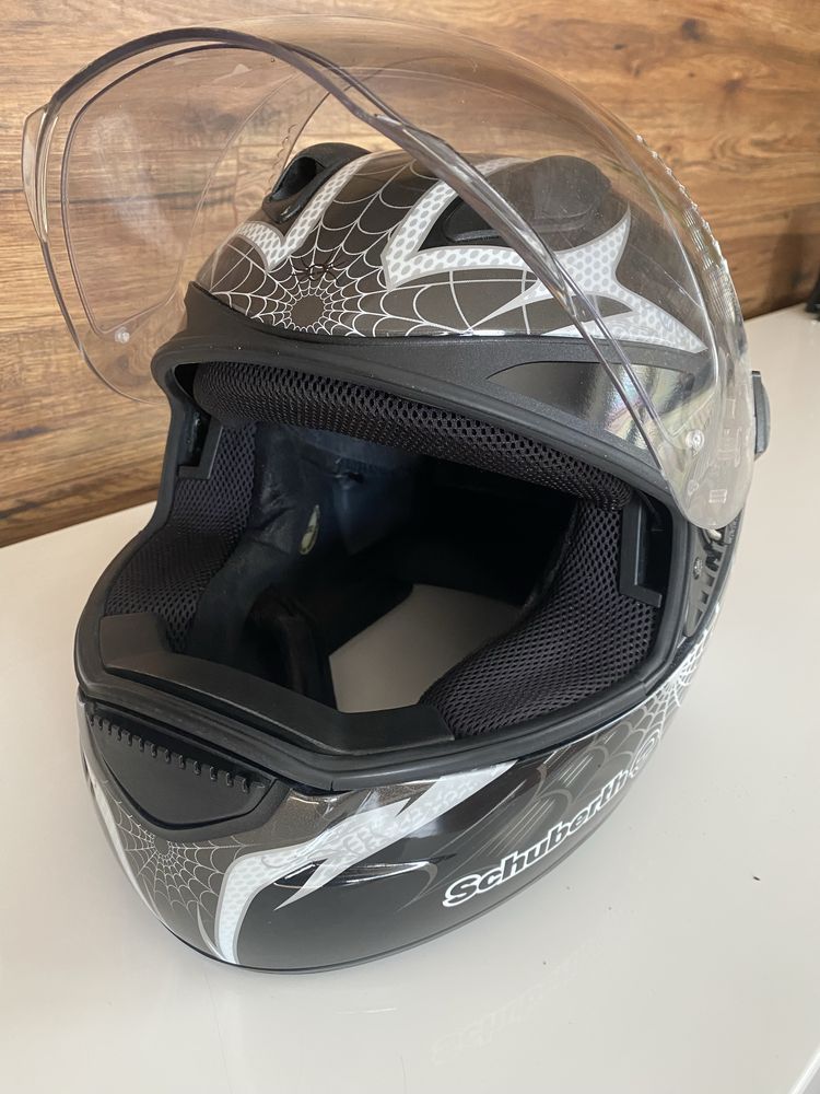 Kask Schubert stan bardzo dobry