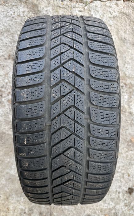 245/40/18 Pirelli-4шт