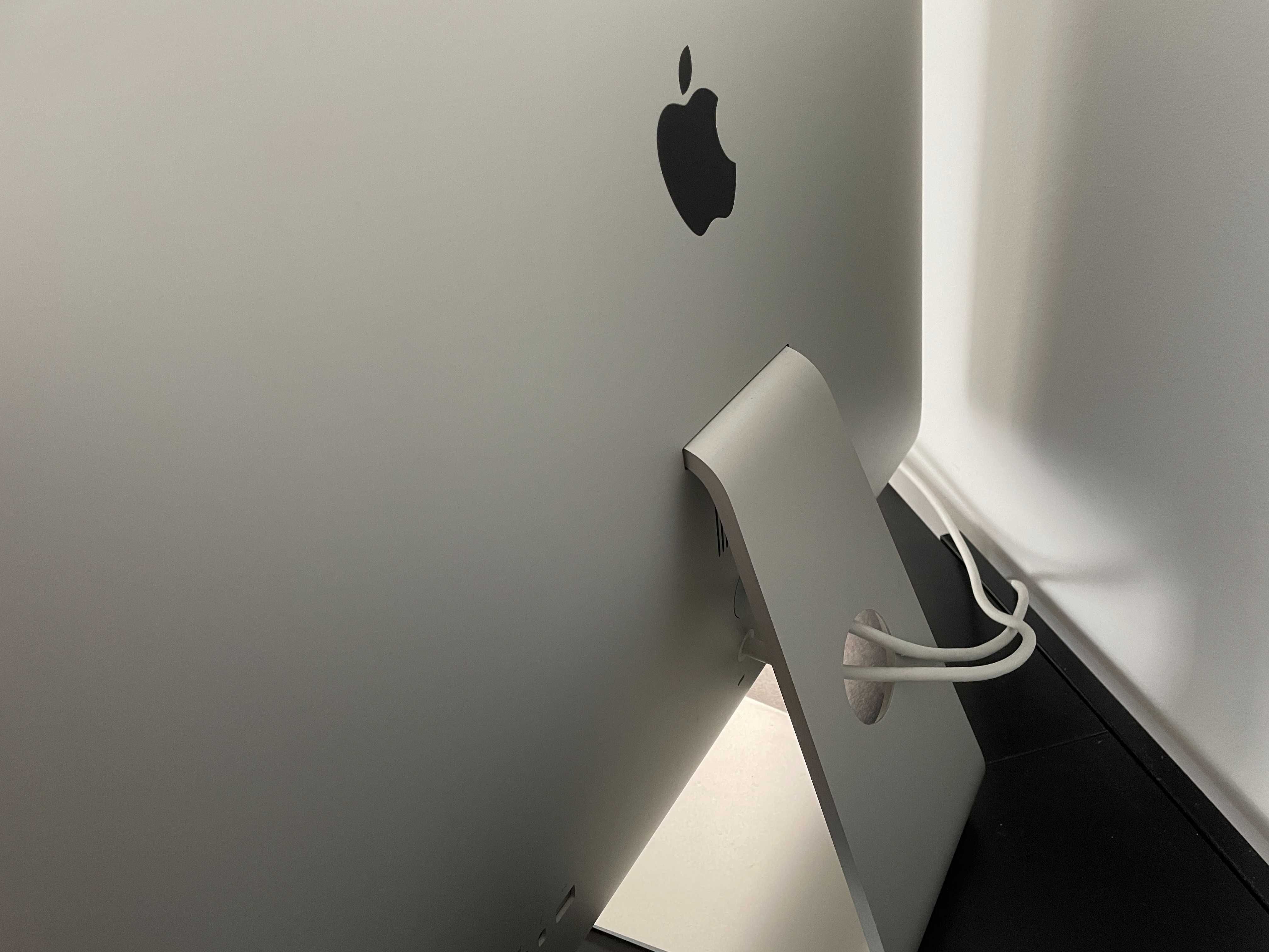 Vendo Monitor Apple Thunderbolt Display 27″ – Modelo A1407