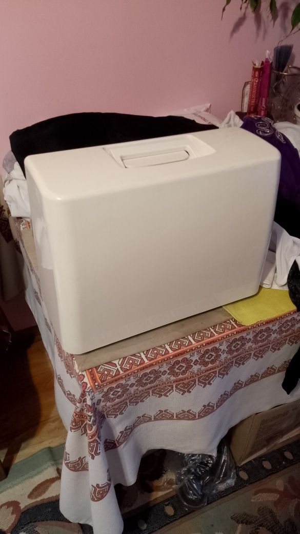 Швейна машинка Janome 415