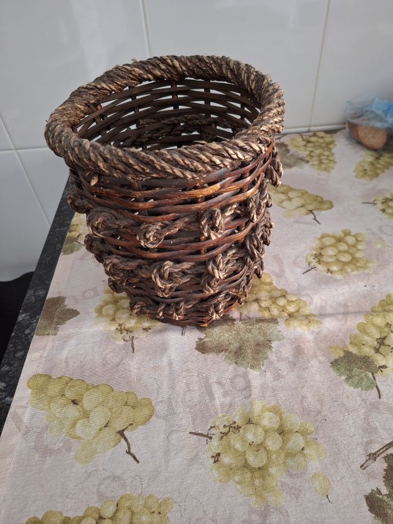 Cesto decorativo e útil