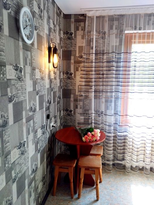 1-к.Тополя 3, Запорізьске шосе, поблизу Космічна, 12 Квартал