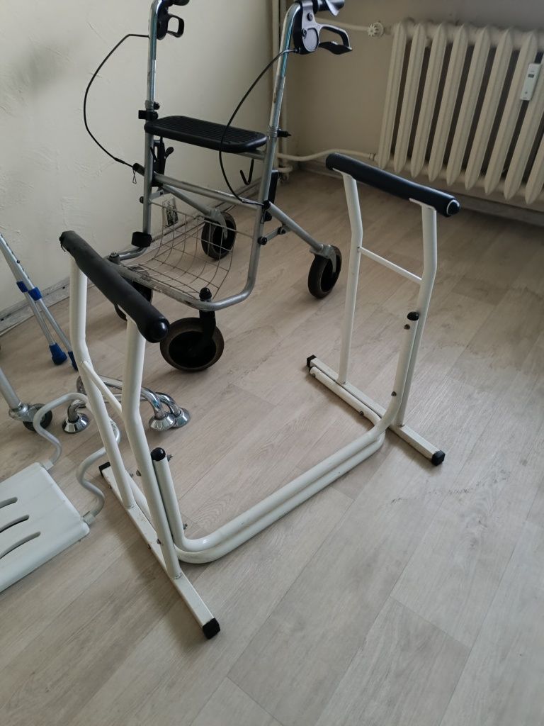 Uchwyt toaletowy rehabilitacyjny