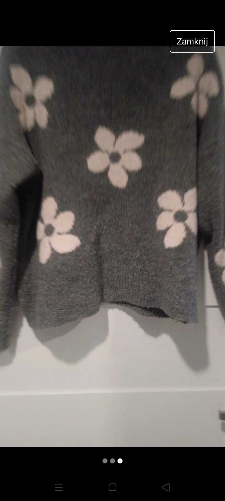 Sweterek damski w kwiaty