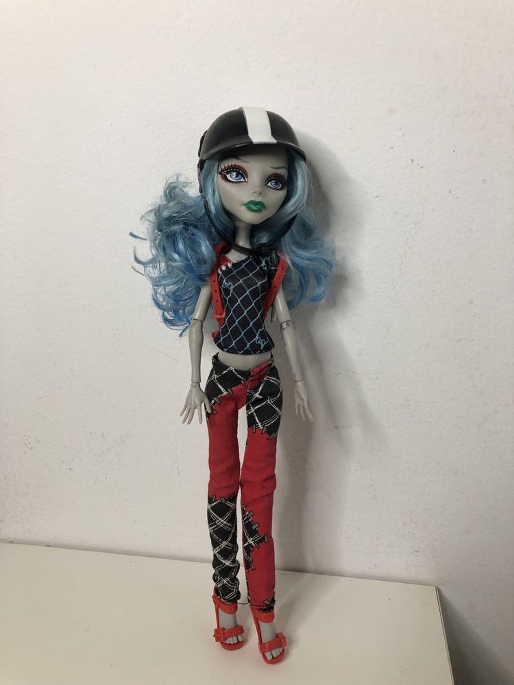 Boneca monster high