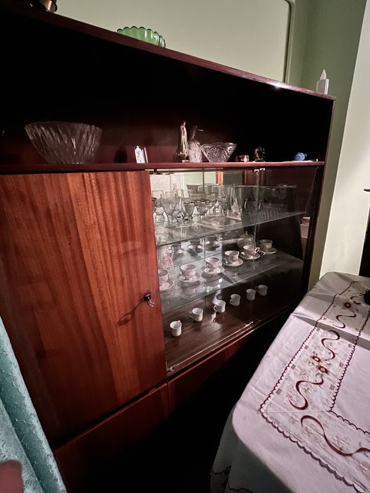 Віддам безкоштовно меблі/самовивіз