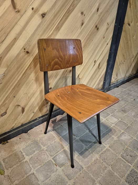 72x Krzesło z duńskiej szkoły katolickiej | Loft | Vintage | Retro |