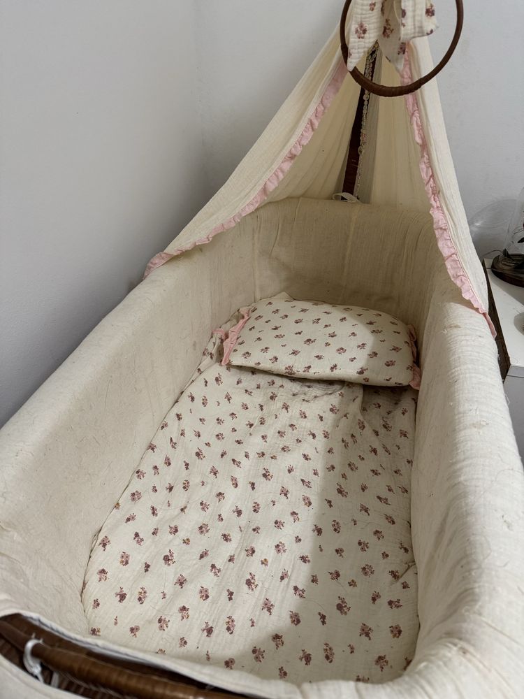 Berço de bebe.
