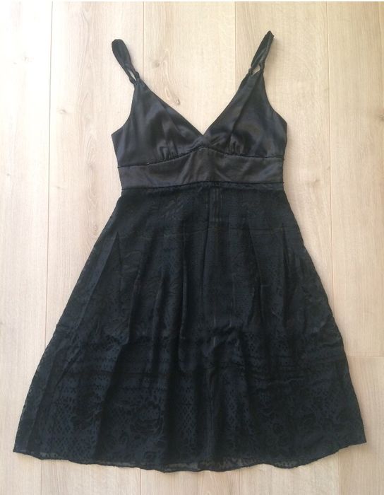 Sukienka Guess rozm.XS