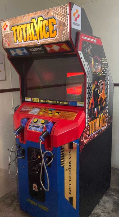 Máquina retro de arcade Konami Totalvice