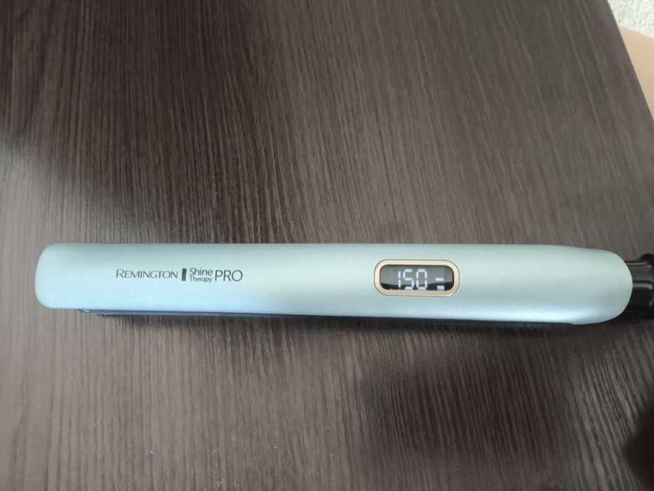 Cтайлер, вирівнювач волосся Remington Keratin