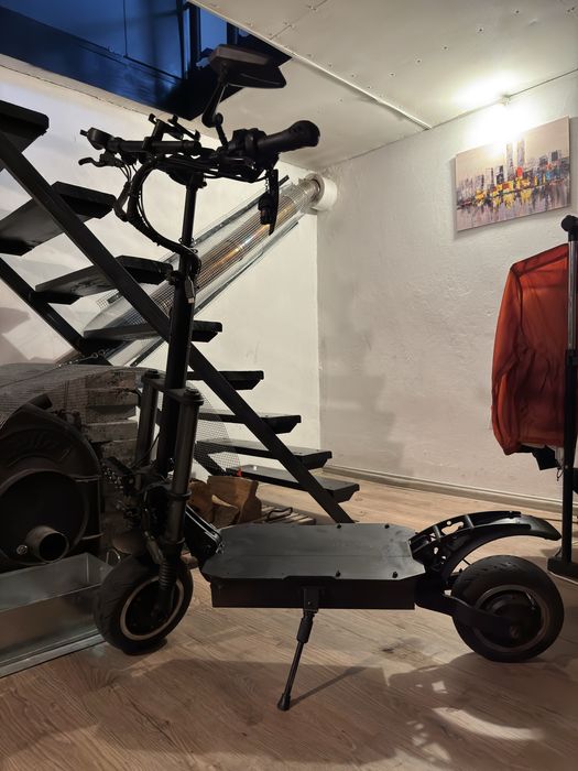 Електросамокат повнопривідний YooBee Explorer 6000W 38 ah (11 дюймов)