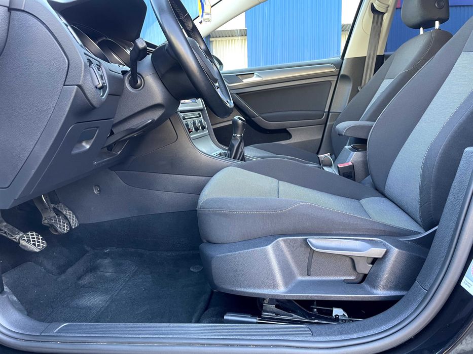 Volkswagen Golf Vll