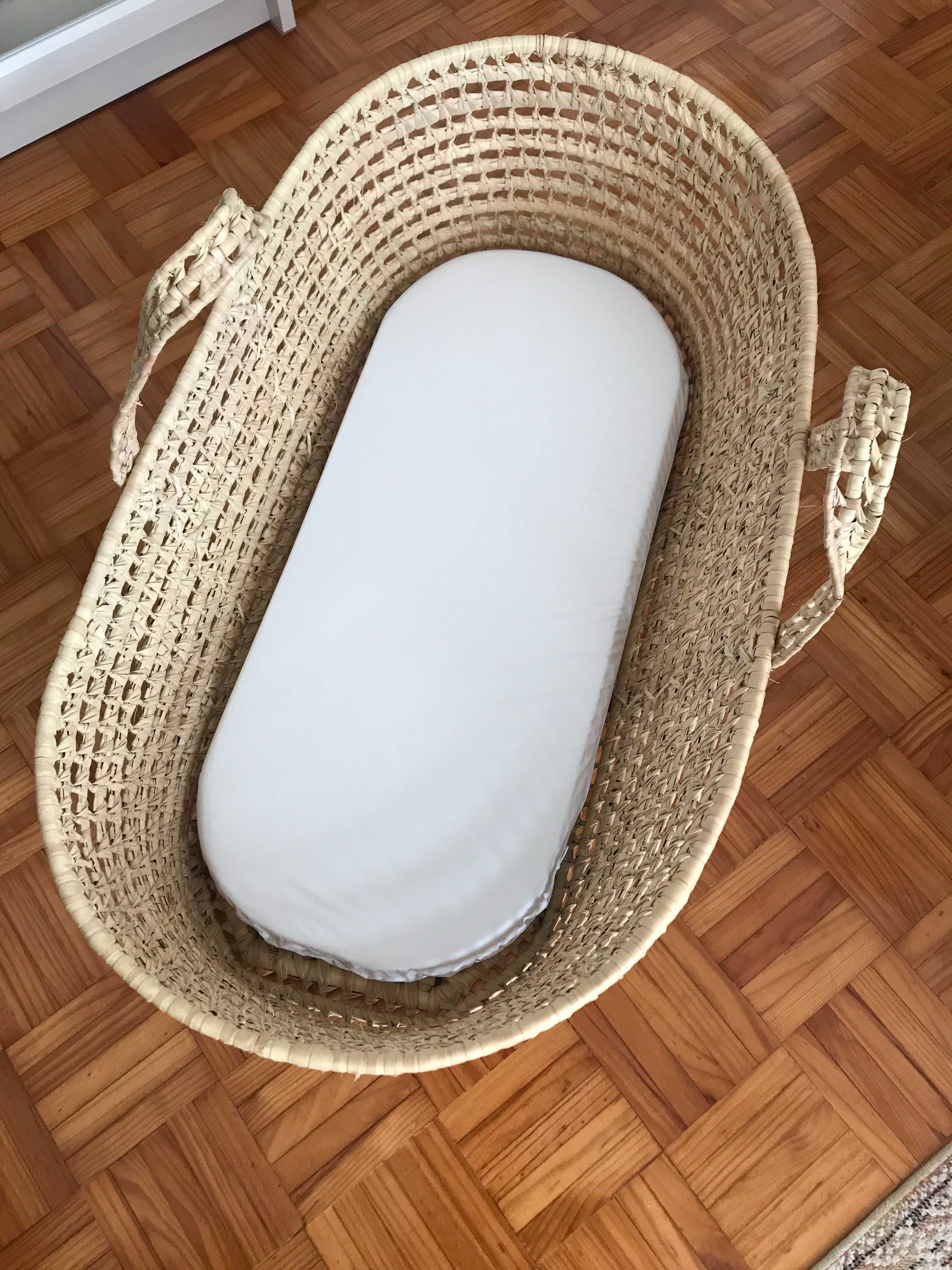 Alcofa cesto para bébé em Palma com colchão