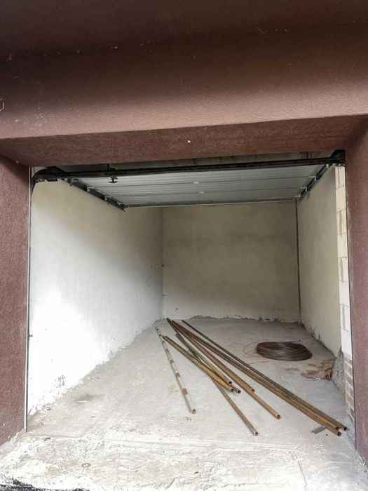 Продається гараж на вул. Ленкавського