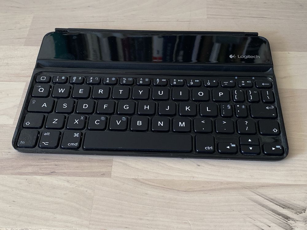 Logitech Ultrathin klawiatura do iPad mini czarna