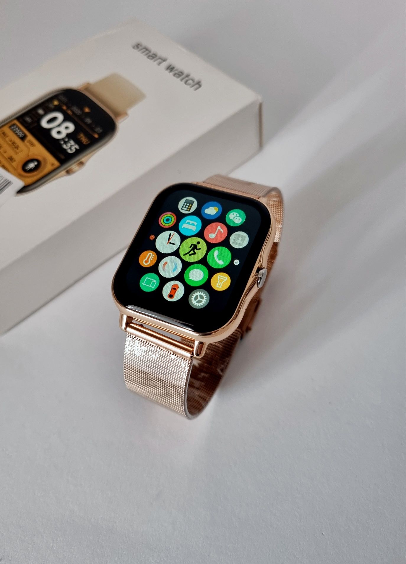 Złoty smartwatch