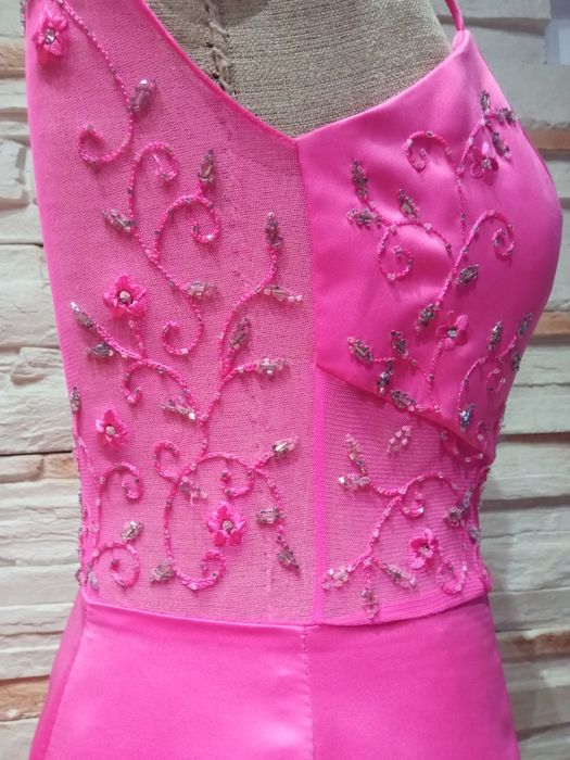 Różowa sukienka mini