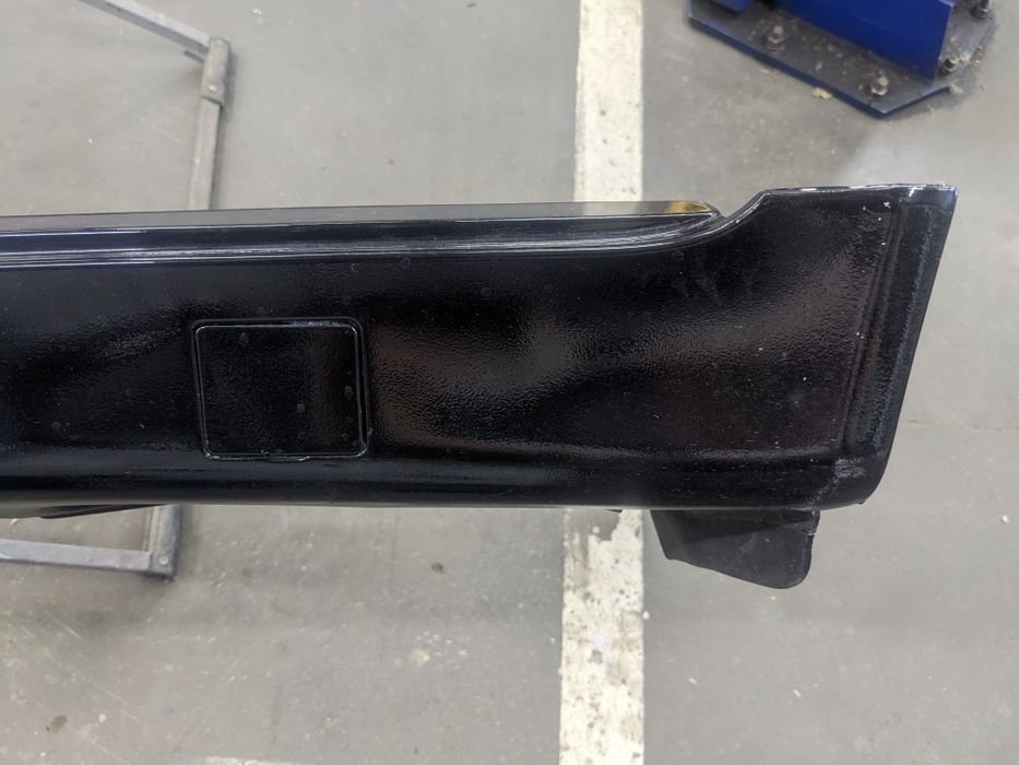 Продам накладку порогу Мерседес w210 LH