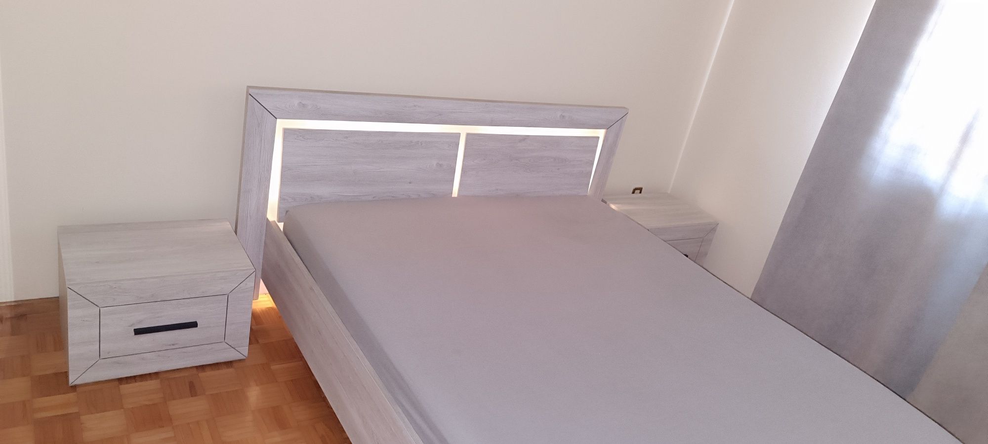 Quarto Completo (Cômoda, 2 criado mudo e cama