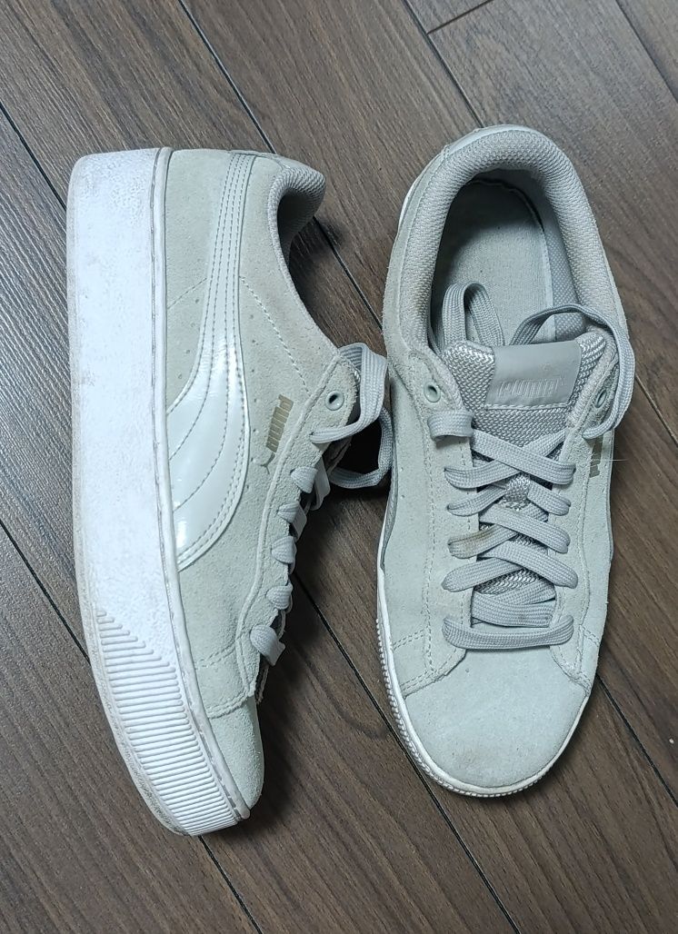 Puma кросівки  39 розмір..