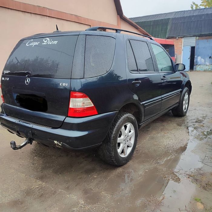 Mercedes-Benz M-Class ML350