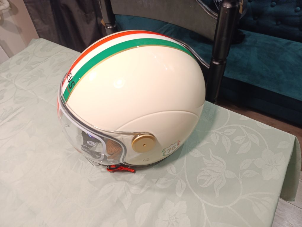 Kask skuter Vespa retro podwójna soczewka