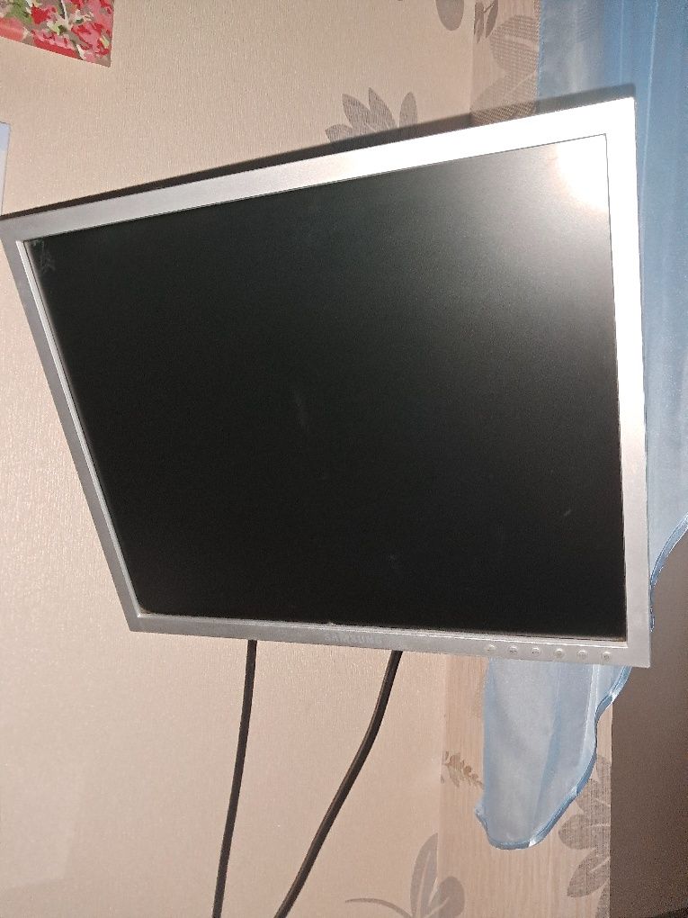 Продам монитор Самсунг