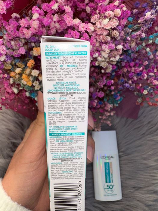 krem L'Oreal loreal bright reveal nowy do twarzy z SPF kolor 01 light