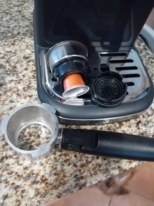 Maquina de cafe como nova