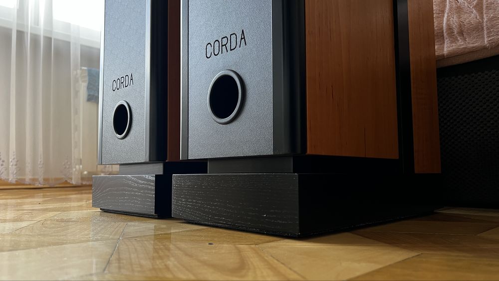 Kolumny HGP Corda Germany Stan BDB !