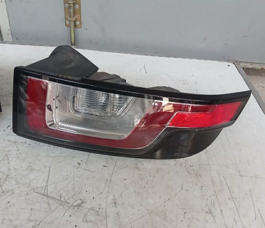 Lampa tyl prawa Range Rover Evoque