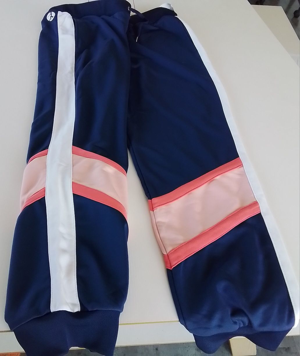 Nowe spodnie dresowe Lascana rozm. 5XL, 48/50, / 22/24. Pas 103cm- 120