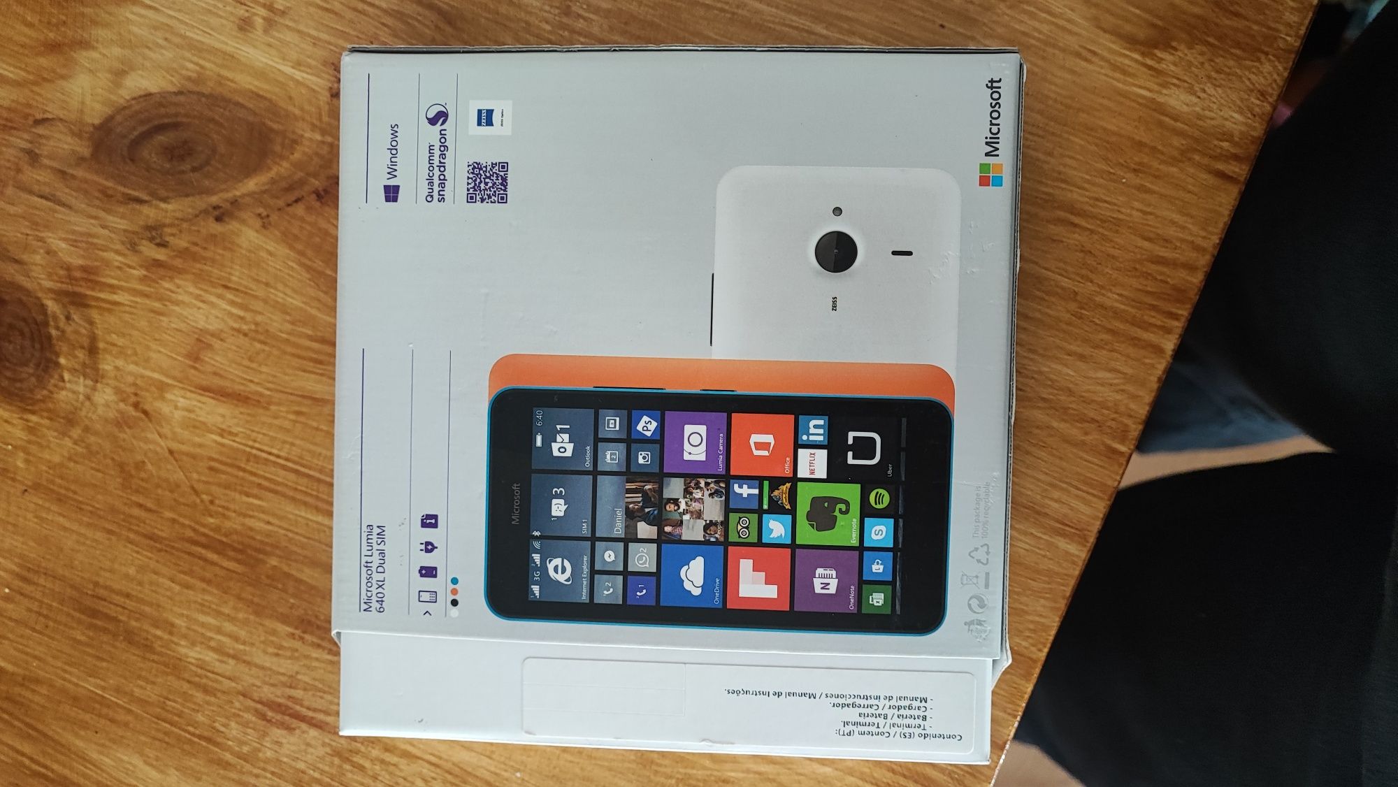 Telemóvel microsoft Lumia 640 XL