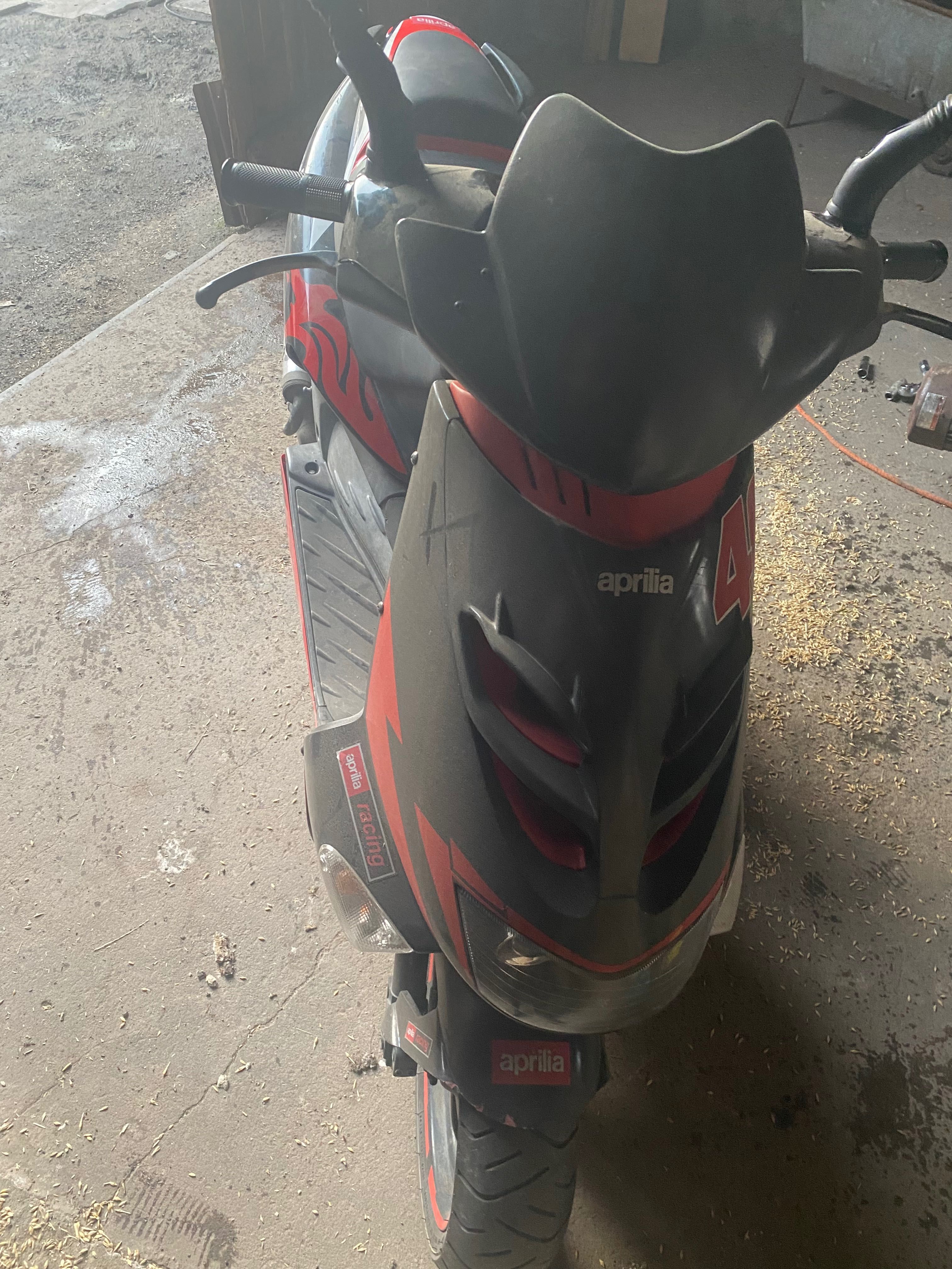 Skuter aprilia sr 50