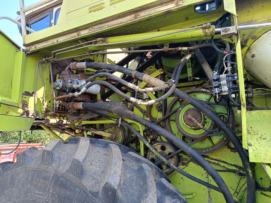 Продаю комбайн Claas Mega 218