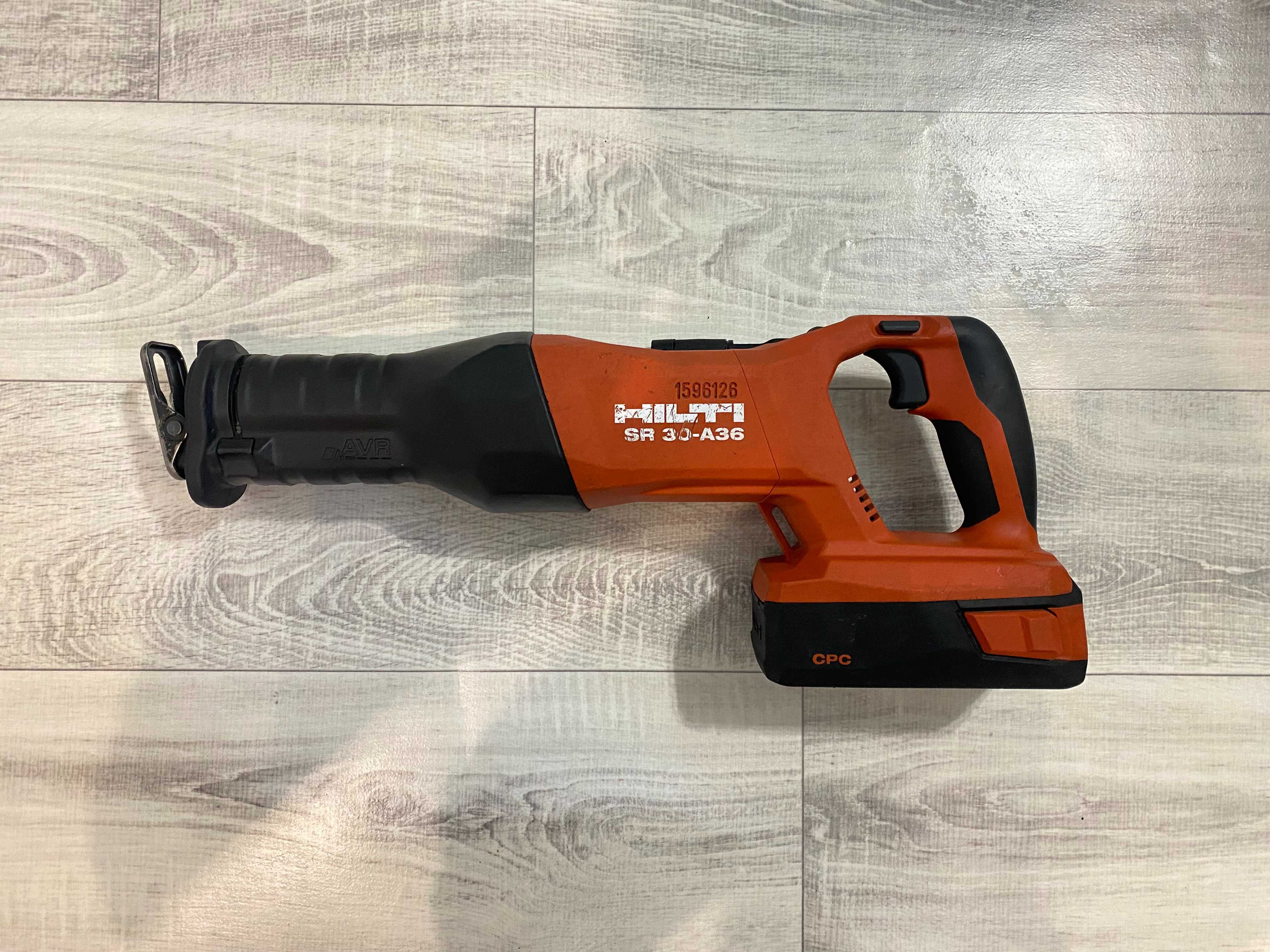 Piła szablasta HILTI SR 30-A36 Lisi ogon hilti 04.2021 r + bateria