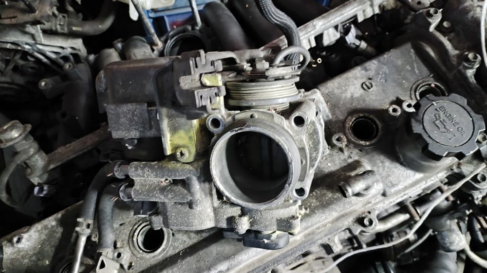 Lexus is200 1GFE przepustnica kompletna stan bdb