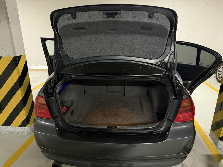 BMW Seria 3 E90 2.0d M47 – zadbane, bogate wyposażenie