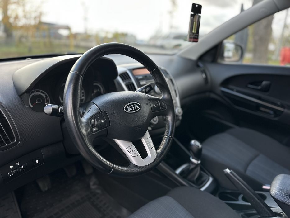 Продам Kia Ceed 2011