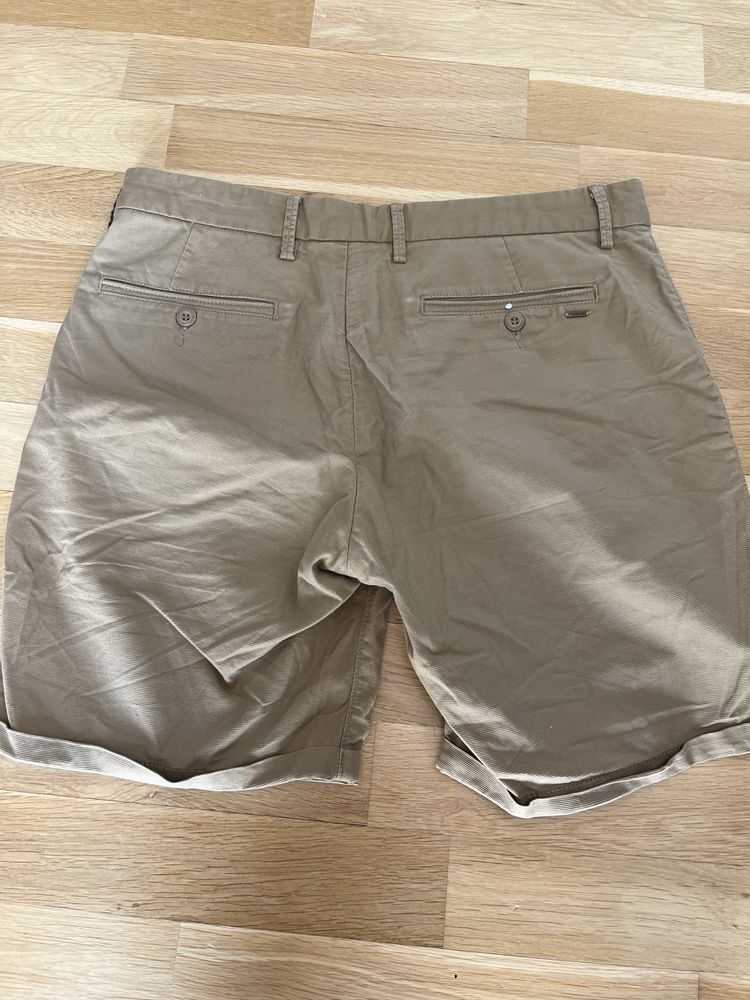 Pull&Bear szorty krótkie spodenki beżowe 42