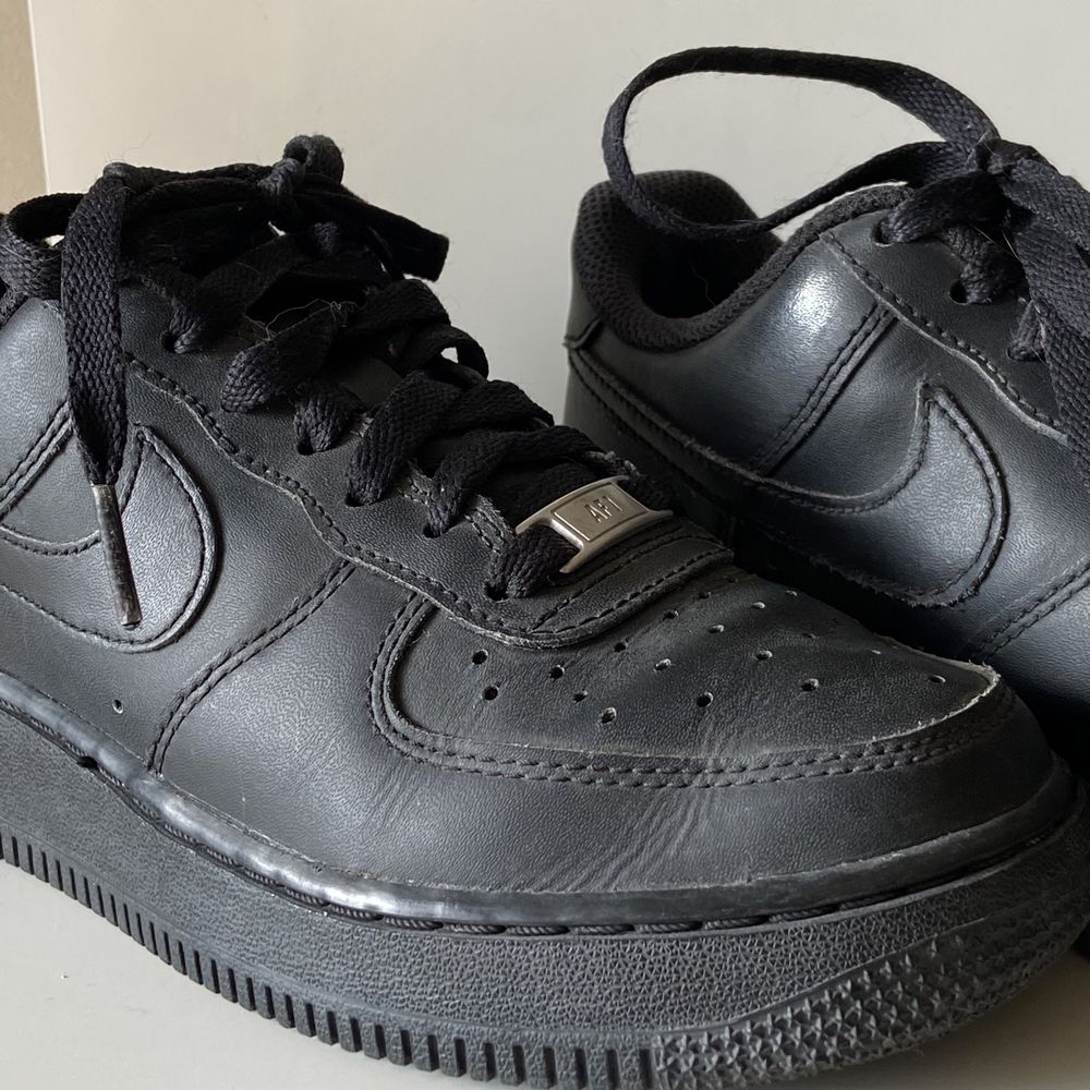 Nike Air Force Black