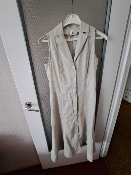 Piekna sukienka  bez rekawow  rozmiar 36