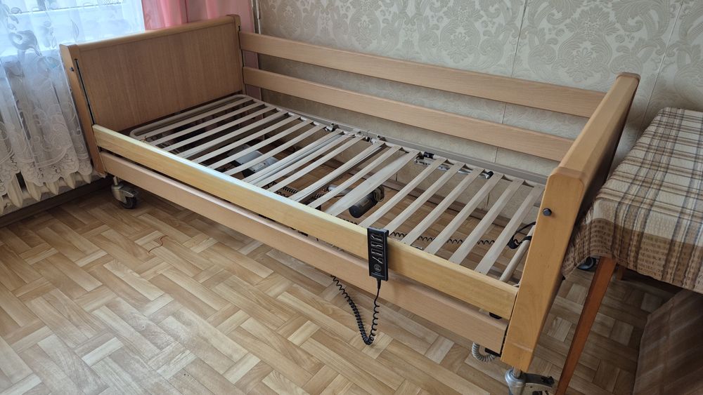 Łóżko rehabilitacyjne elektryczne
