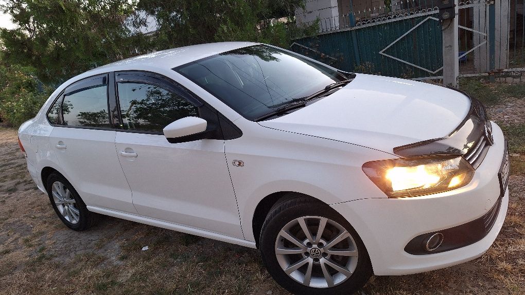 Продам Volkswagen polo 2013р. 1.6 л