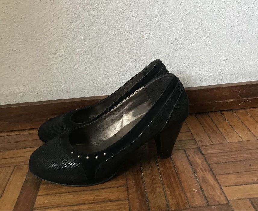 Sapato salto alto confortável