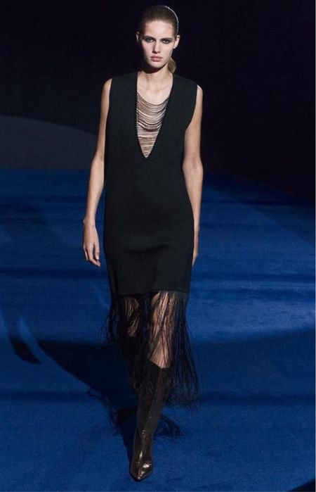 Неймовірна сукня ZARA великий вибір одягу