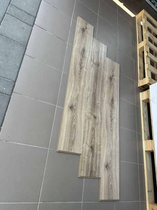 Ламінат 8мм/32клас Польща KRONO ORIGINAL 8642 "Дуб Каньйон" 365грн/м2