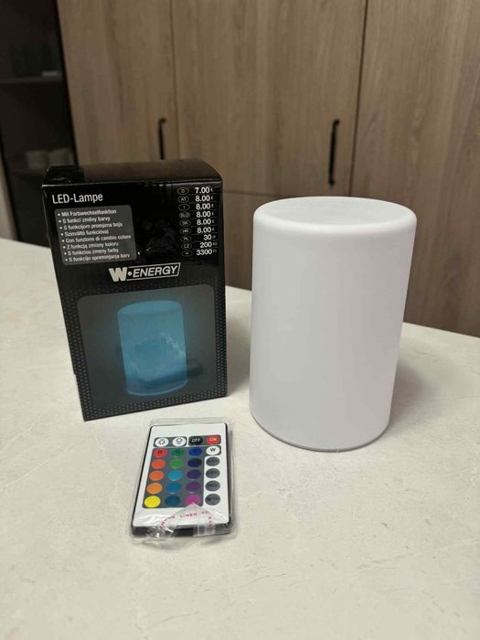 Lampka led z pilotem