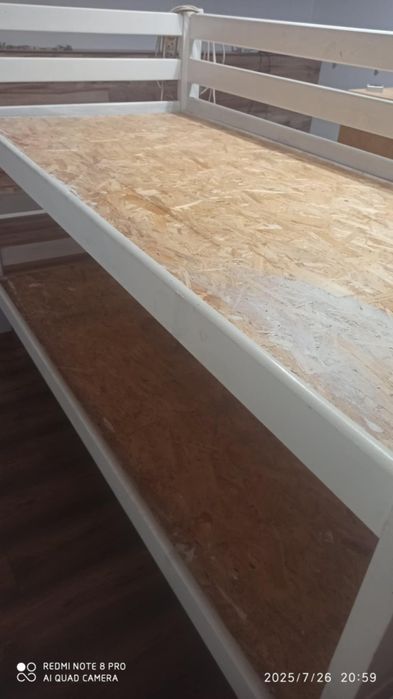 Łóżko 90 x 200 drewniane